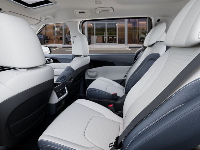 2026 Kia Carnival Hybrid Base